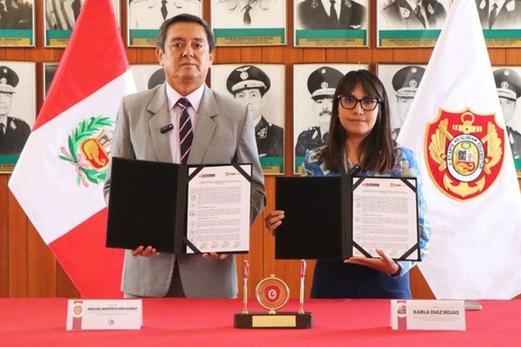 PCM y CAEN firman convenio para fortalecer capacidades en defensa y ...